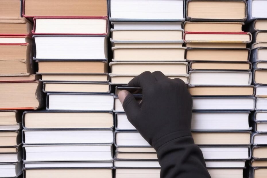 Top 10 Essential Books on Criminal Profiling for Aspiring Detectives